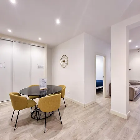 Buen Pastor Cathedral - Iberorent Appartamento *