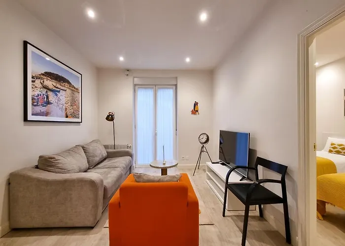 Buen Pastor Cathedral - Iberorent * Сан-Себастьян